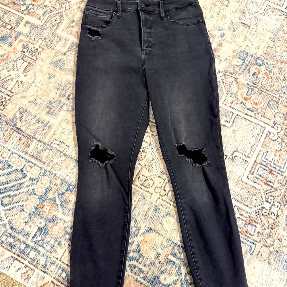 Good American Black Skinny Jeans with Distressed Knees